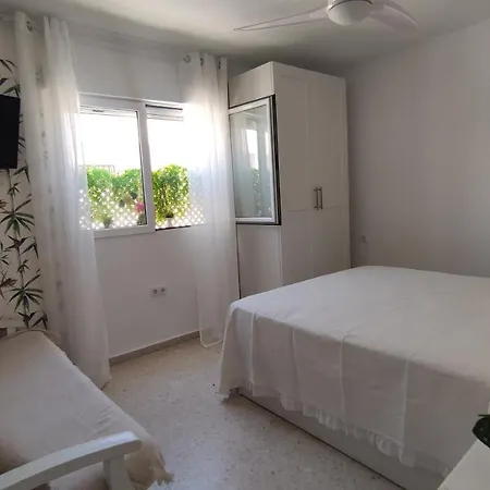Rosalia Playa San Cristobal Wifi Netflix Almunecar