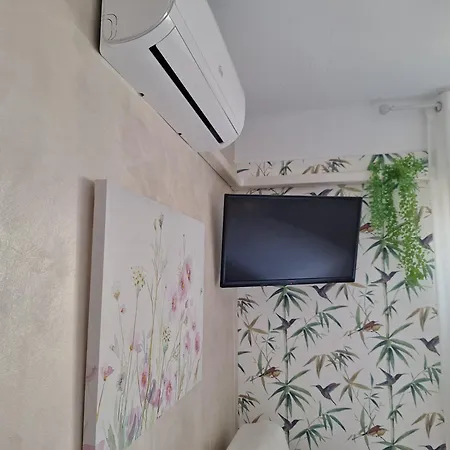 Apartment Rosalia Playa San Cristobal Wifi Netflix Almunecar